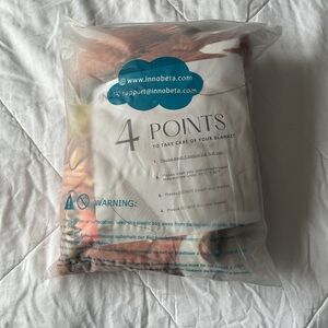 🆕 Sloth Throw Blanket